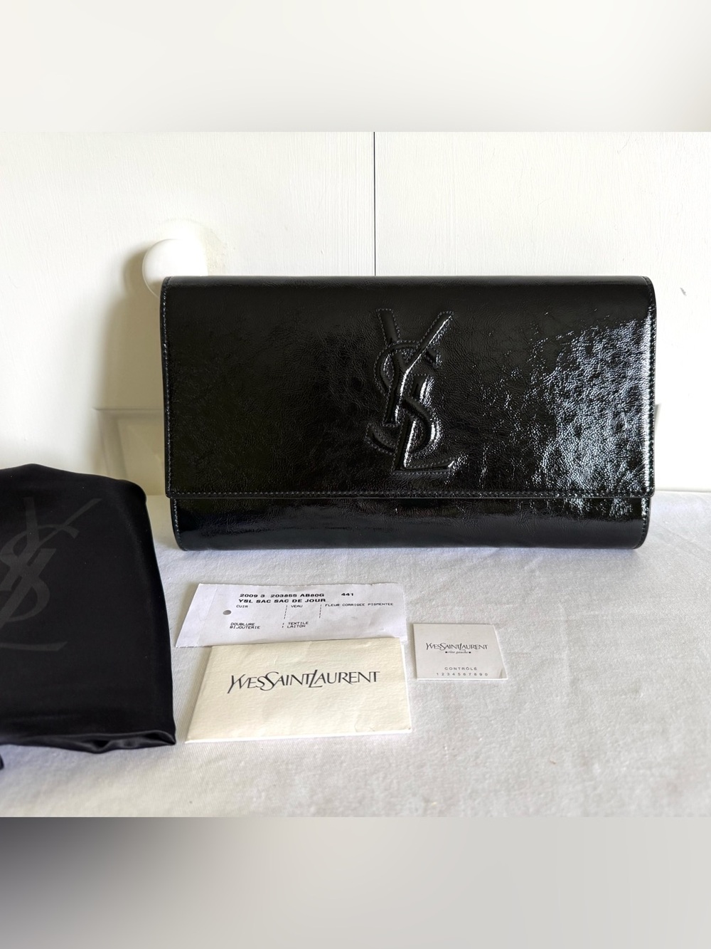 Yves Saint Laurent Black Patent Envelope Clutch Mint - Picture 2 of 13